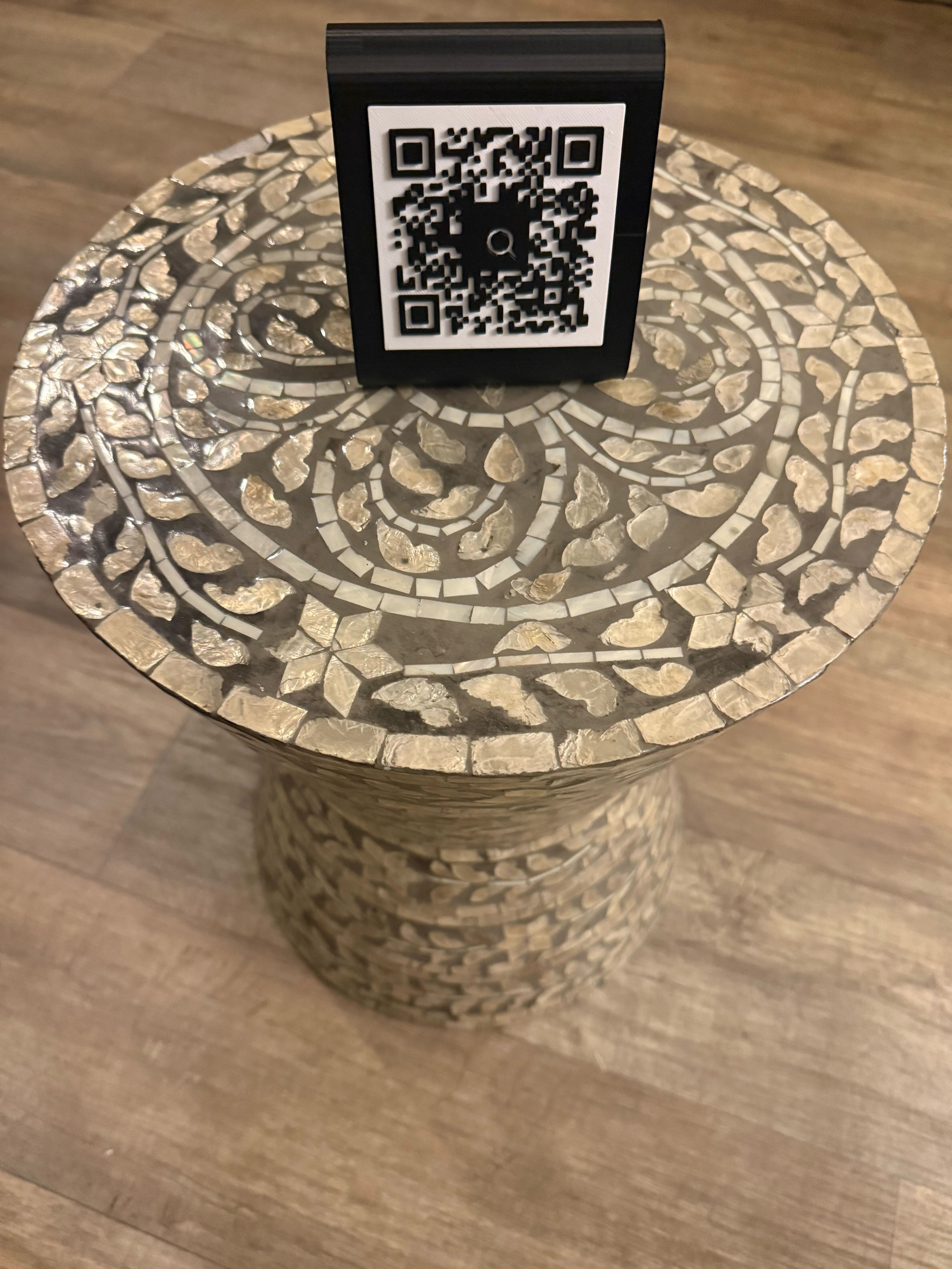 QRCapture QR stand on a table